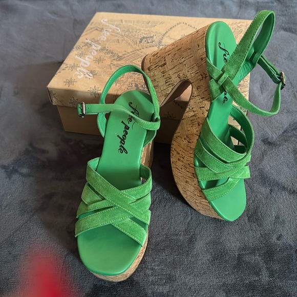 Free People Lisbon MJ Platform in Green Goddess size 39.5 - Picture 1 of 4